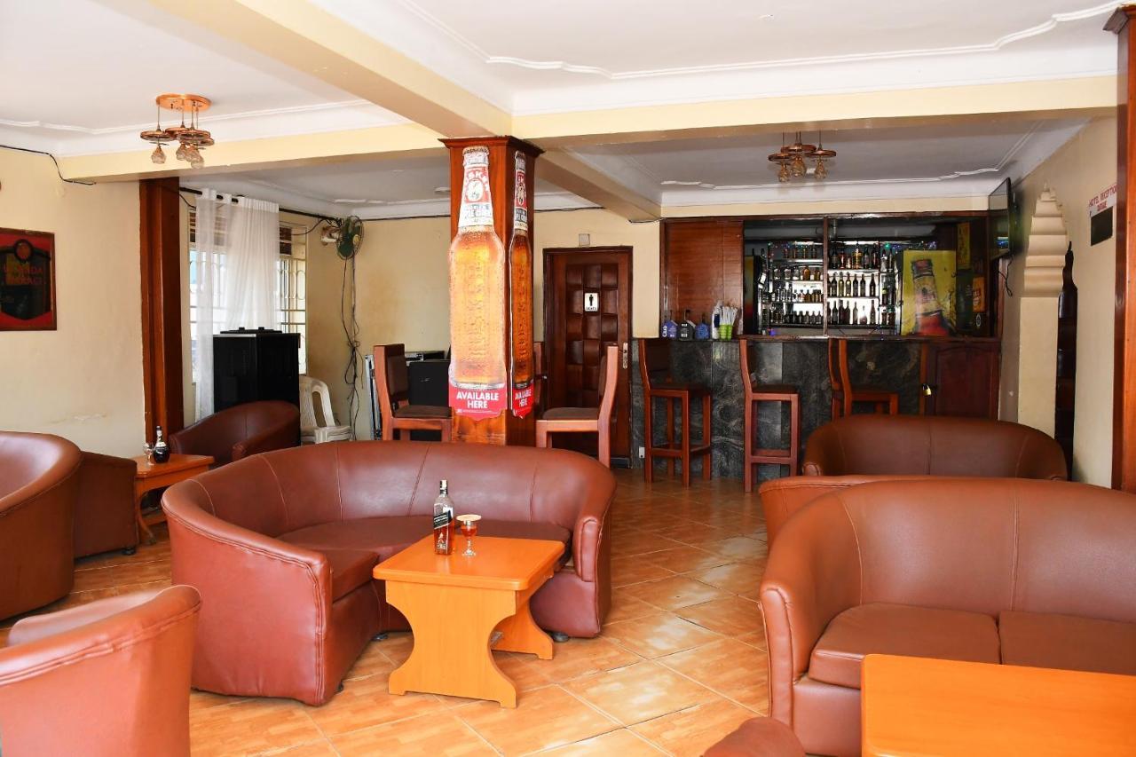 Florida Hotel Zaana Kampala Eksteriør billede